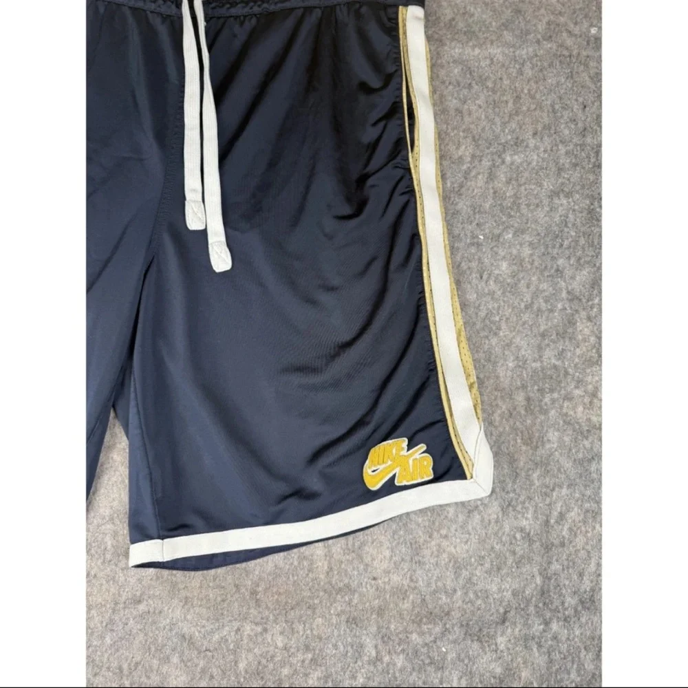 Vintage Nike Air Basketball Shorts Men's Navy Blue Logo Athletic Performance XXL